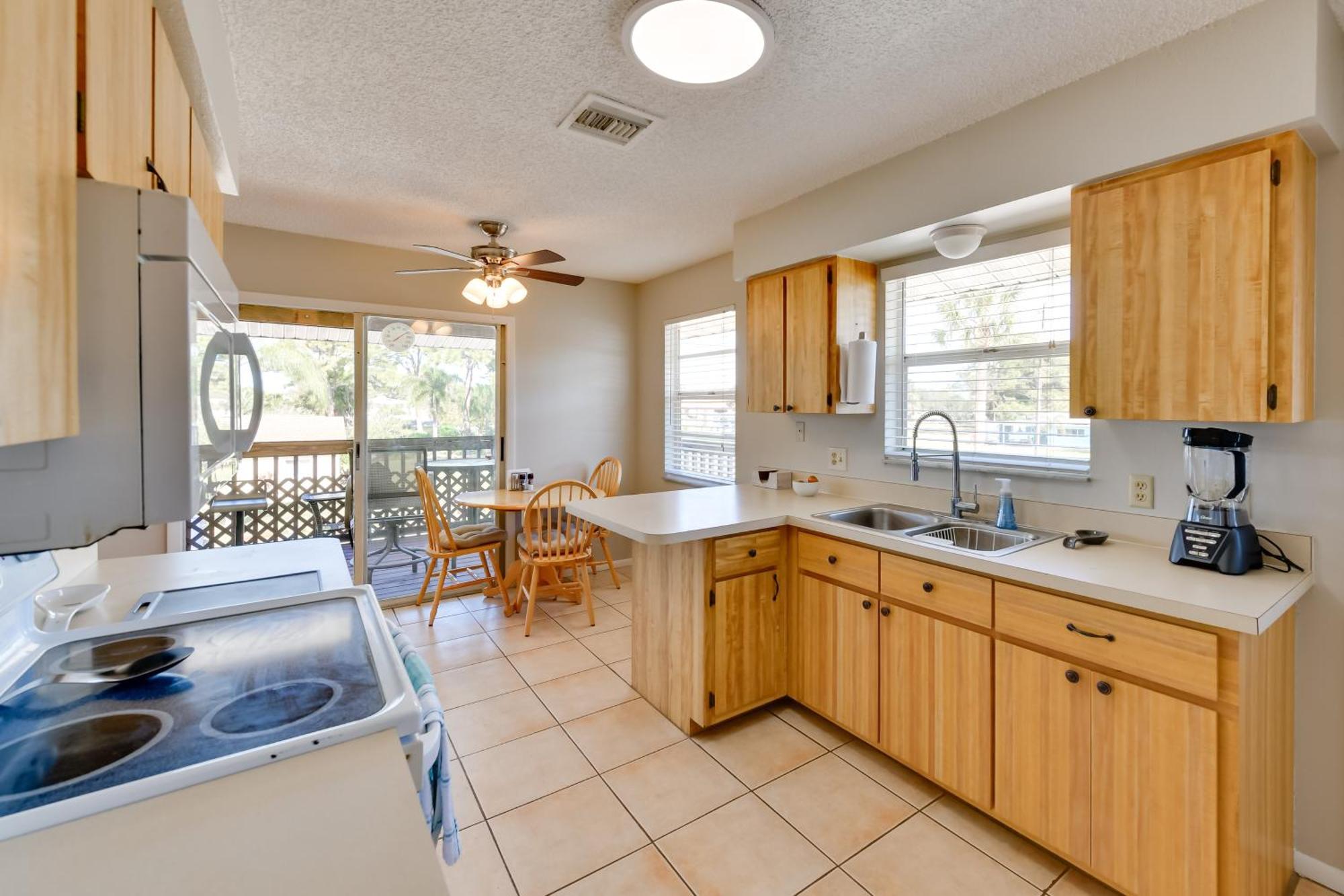 אנגלווד Coastal Oasis With Shared Pool, 2 Mi To Beach! מראה חיצוני תמונה
